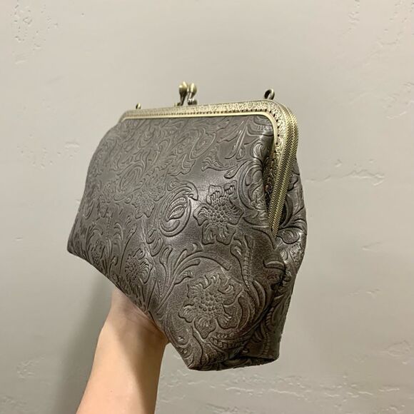 Handsewn Genuine Leather Floral Embossed Double Kisslock Purse & 2 Chain Styles - Picture 12 of 16